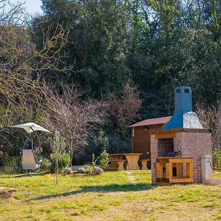 Modean In - Haus Für 2-3 Personen * Pula