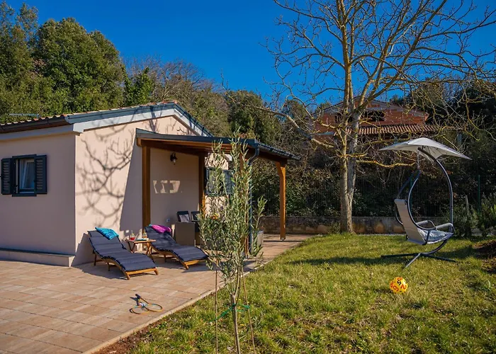 Modean In - Haus Fuer 2-3 Personen * Pula