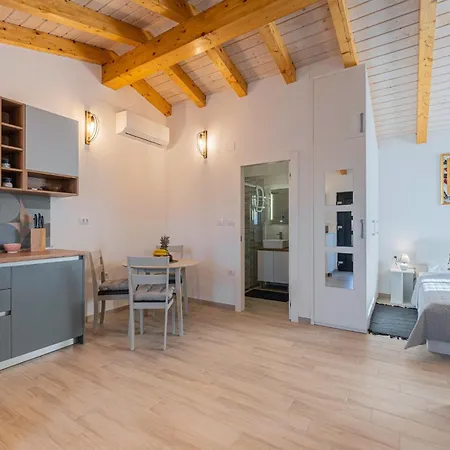 Nyaraló Modean In - Haus Fuer 2-3 Personen