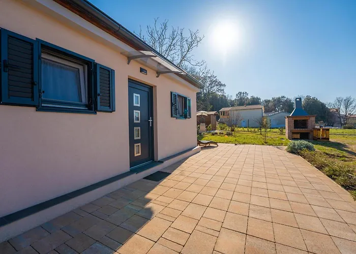 بيت للعطل Modean In - Haus Fuer 2-3 Personen بولا